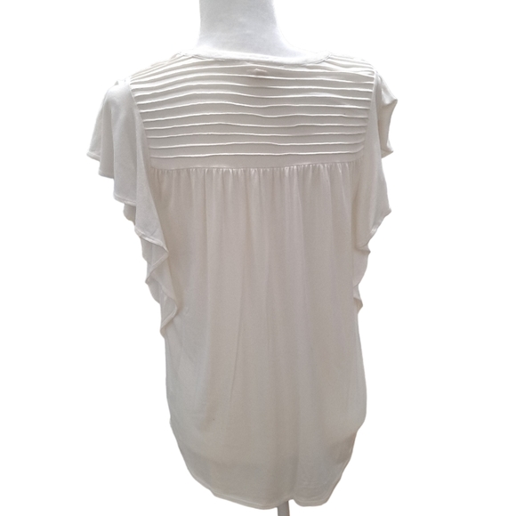 Anthropologie Meadow Rue White Pintuck Detail Notched V-Neck Flutter Sleeve Top - Picture 5 of 7